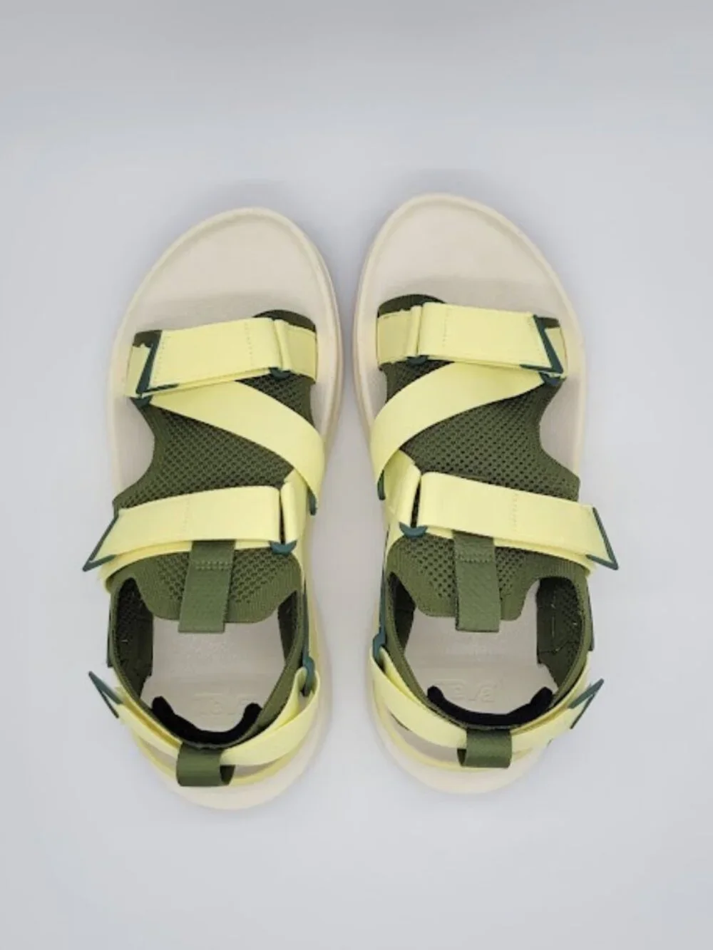 TEVA Aventrail Men’s Trail Running Hiking Sandals Green  Size 10 NWOB